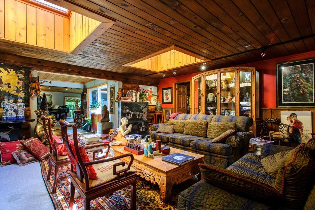 Shambhala Bed And Breakfast Buckhorn 외부 사진